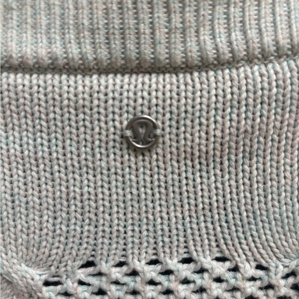LULULEMON LIGHT BLUE CROPPED ATHLEISURE SPORTY CASUAL MESH KNIT SHIRT SZ L- XL - Picture 7 of 7